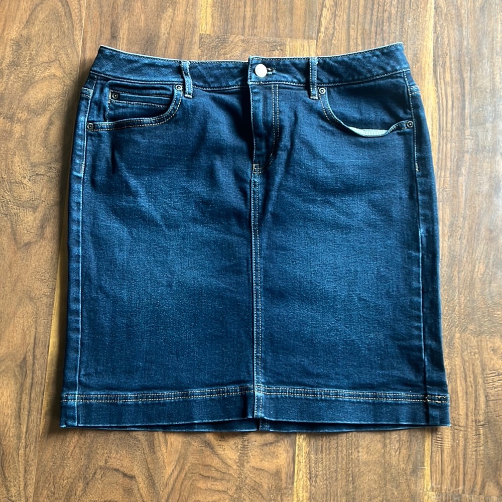 J.Jill Stretch Jean Skirt Size 6